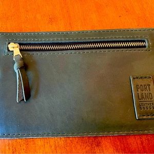 NWOT Portland Leather Goods Adriana